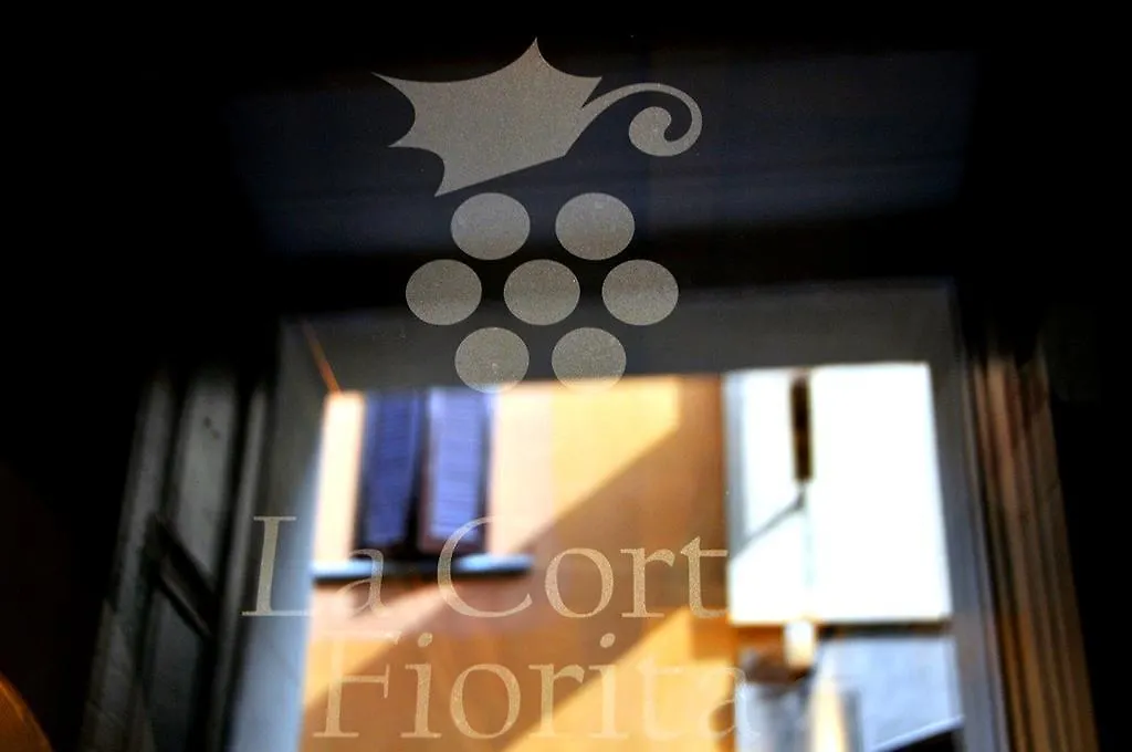 ** Pensión La Corte Fiorita Como Italia